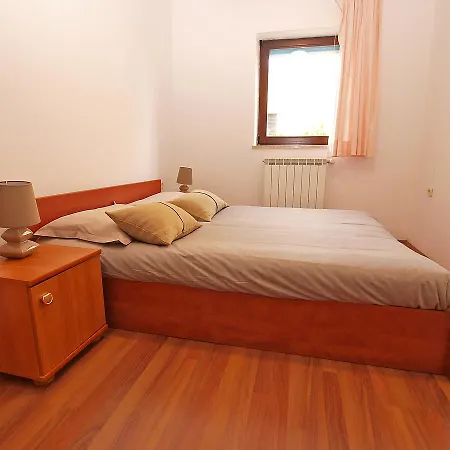 Dusanka 799 Apartment