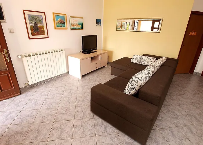 Dusanka 799 Apartment