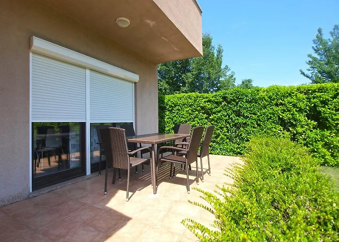 Apartment Dusanka 799 Fažana