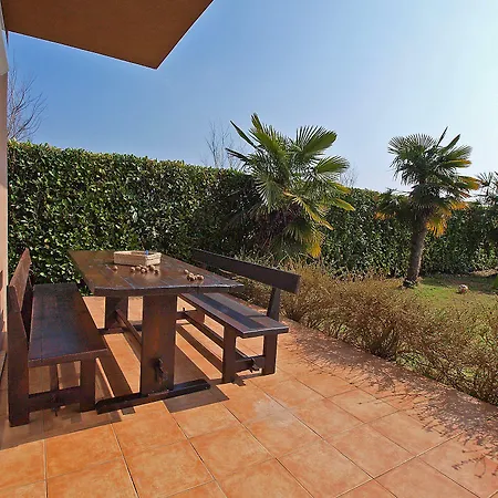 公寓 Dusanka 799 法扎纳