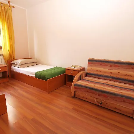 Dusanka 799 法扎纳