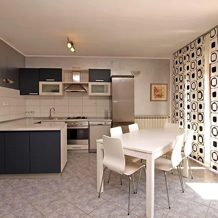 Dusanka 799 法扎纳