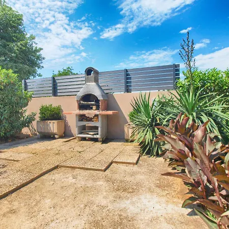 公寓 Dusanka 799 法扎纳